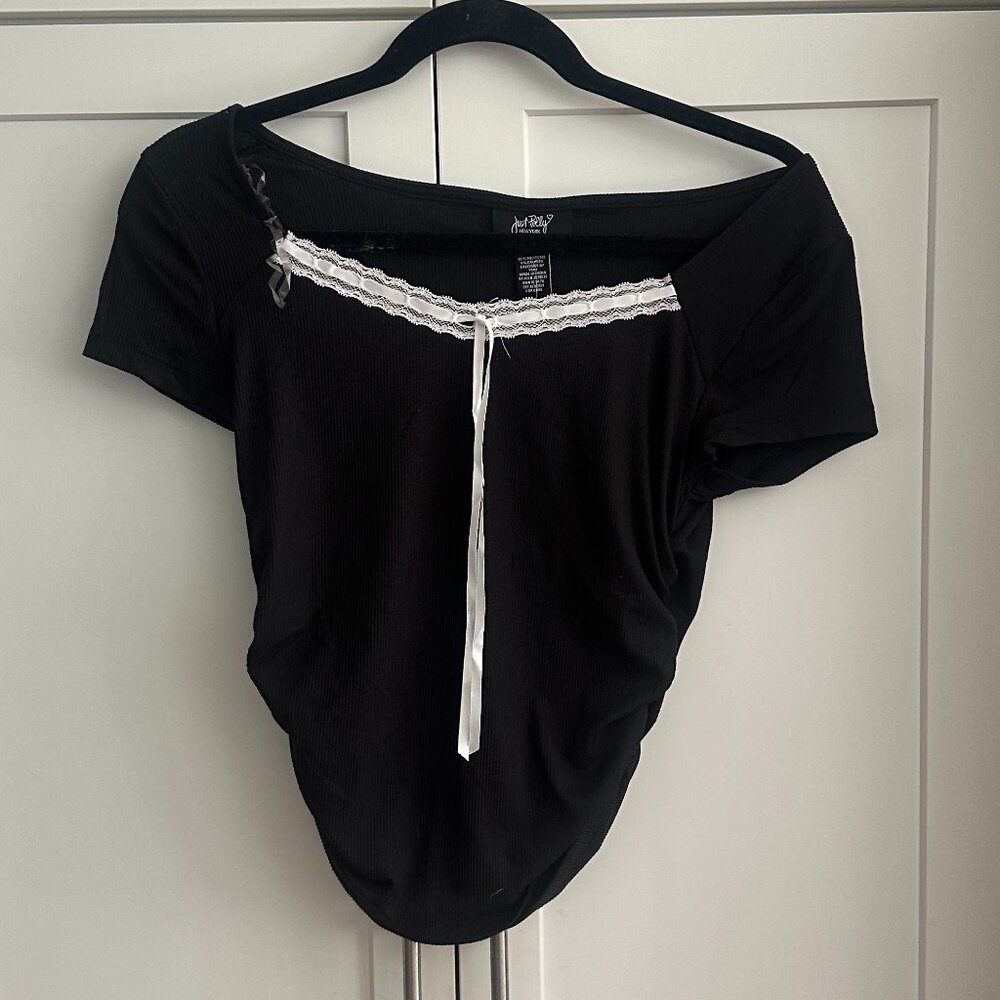 Just Polly Juniors Womens Top, Size: L, Color: Black, Side-Ruches, White Lace